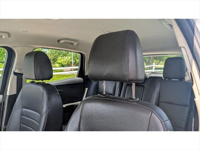 Photo of 2016 Ingot Silver Ford C-Max Energi