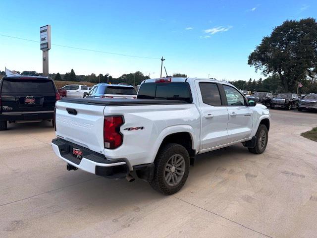 Photo of 2023 Summit White Chevrolet Colorado