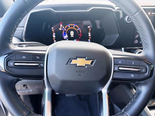 Photo of 2023 Summit White Chevrolet Colorado
