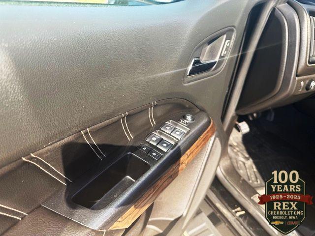 Photo of 2022 Onyx Black GMC Canyon