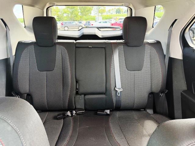 Photo of 2017 Silver Ice Metallic Chevrolet Equinox