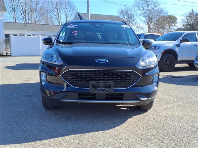 Photo of 2021 Blue Ford Escape