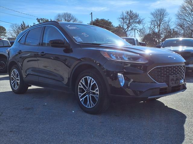 Photo of 2021 Blue Ford Escape