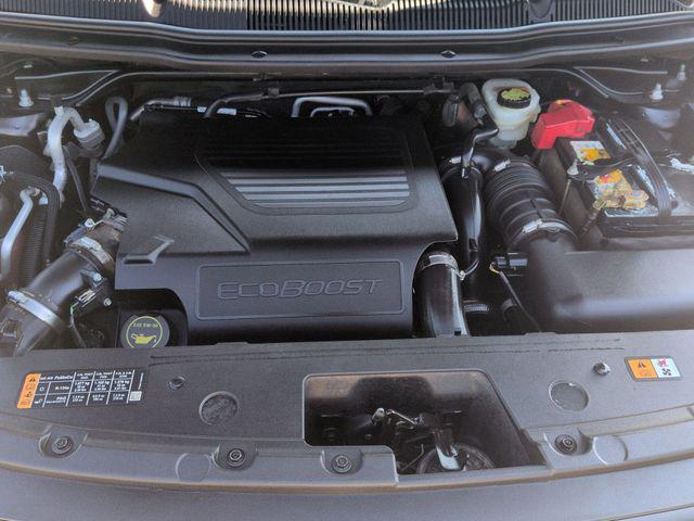 Photo of 2016 MAGNETIC METALLIC Ford Explorer