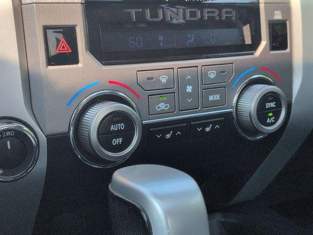 Photo of 2019 Super White Toyota Tundra