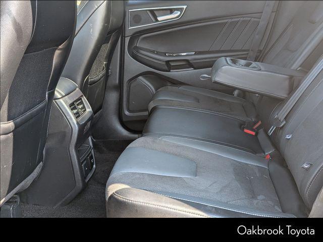 Photo of 2018 SHADOW BLACK Ford Edge