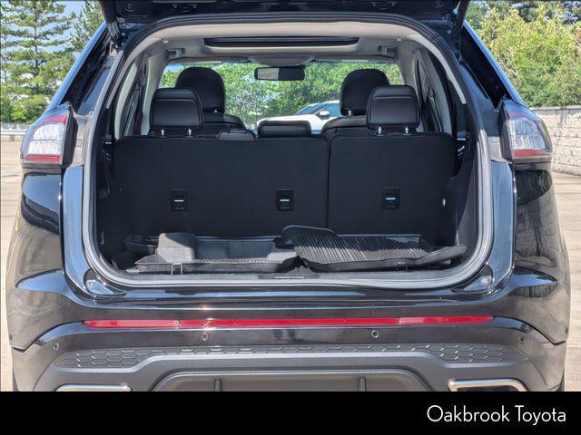 Photo of 2018 SHADOW BLACK Ford Edge