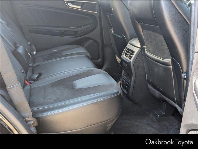 Photo of 2018 SHADOW BLACK Ford Edge