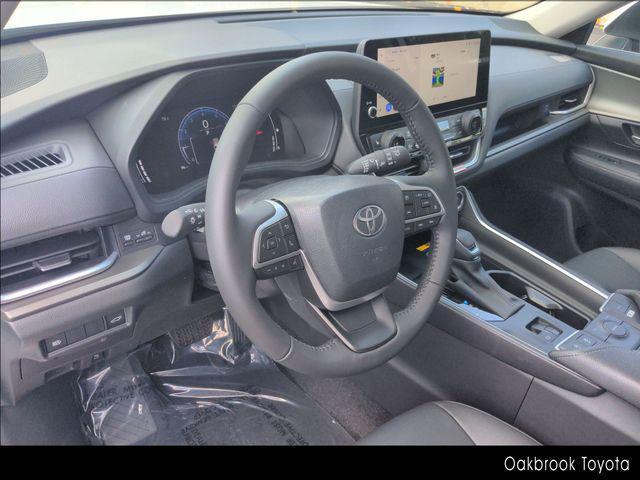 Photo of 2025 Wind Chill Pearl Toyota Grand Highlander
