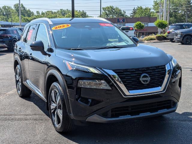 Photo of 2023 Black Nissan Rogue