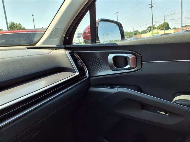 Photo of 2025 Red Kia Sorento