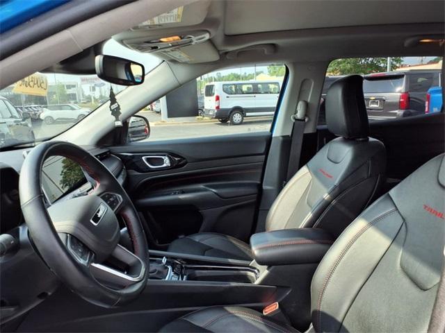 Photo of 2022 Laser Blue Jeep Compass