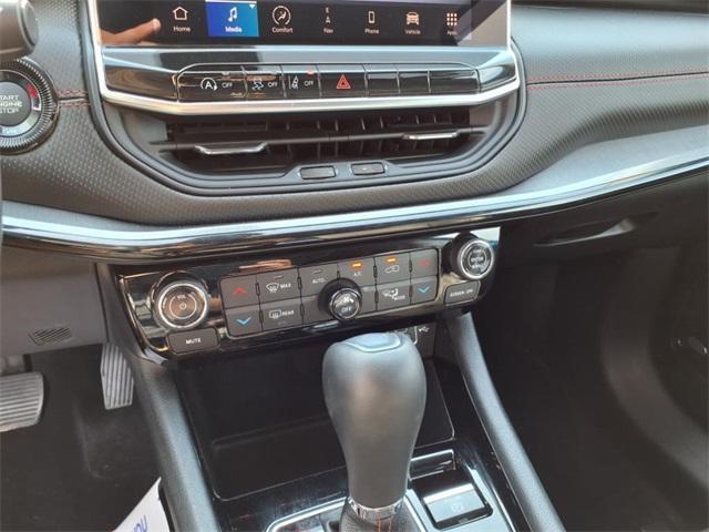 Photo of 2022 Laser Blue Jeep Compass