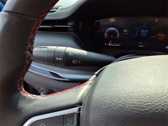 Photo of 2022 Laser Blue Jeep Compass