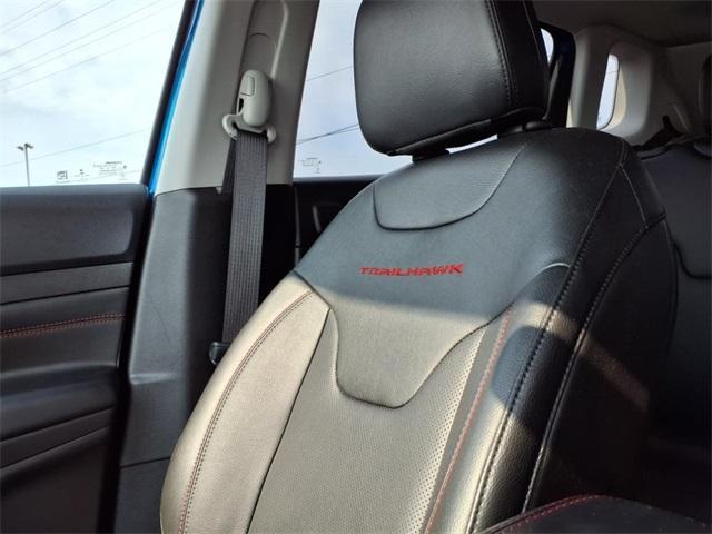 Photo of 2022 Laser Blue Jeep Compass
