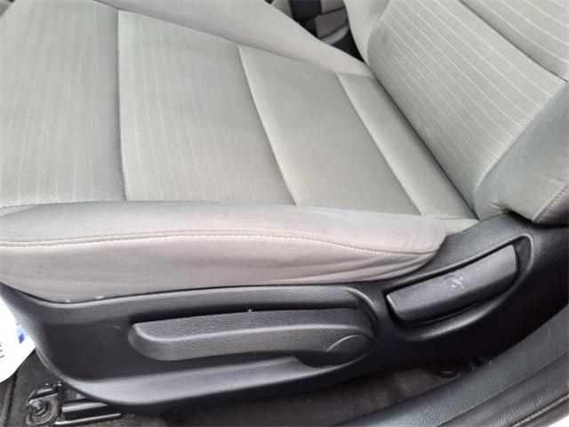 Photo of 2016 Snow White Pearl Kia Forte