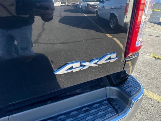 Photo of 2021 Diamond Black RAM 1500