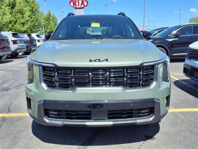 Photo of 2025 Jungle Green Kia Sorento