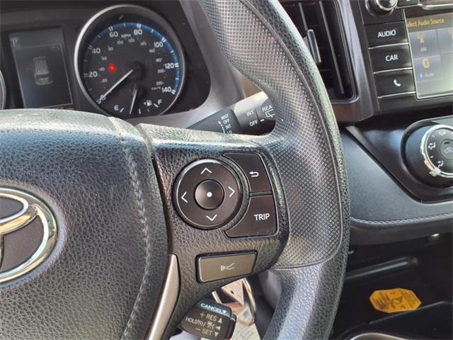 Photo of 2018 Blue Toyota RAV4