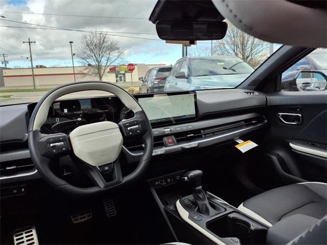 Photo of 2025 Currant Red Kia K4
