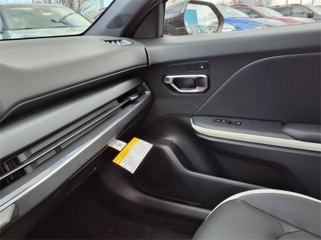 Photo of 2025 Currant Red Kia K4
