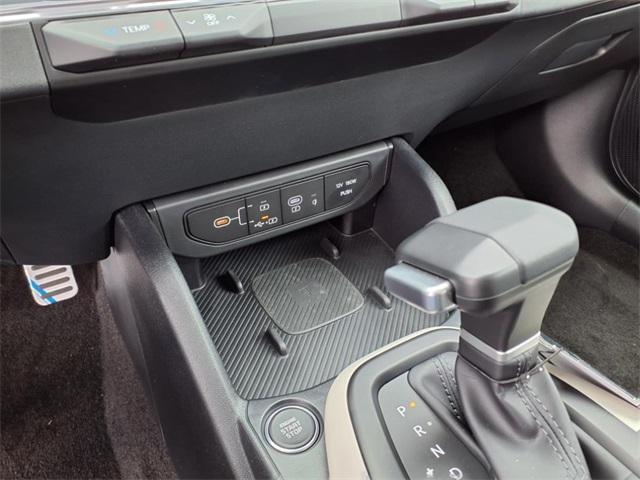 Photo of 2025 Currant Red Kia K4