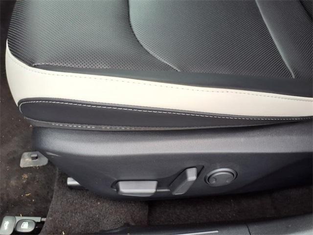 Photo of 2025 Currant Red Kia K4