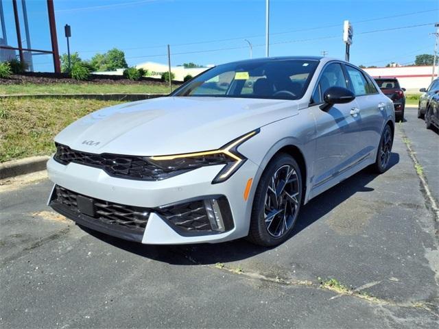 Photo of 2025 Wolf Gray Kia K5