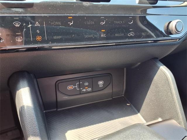 Photo of 2026 Gray Metallic Kia Sportage