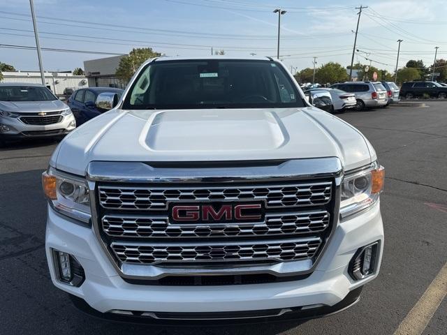 Photo of 2022 Summit White GMC Canyon