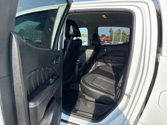 Photo of 2022 Summit White GMC Canyon