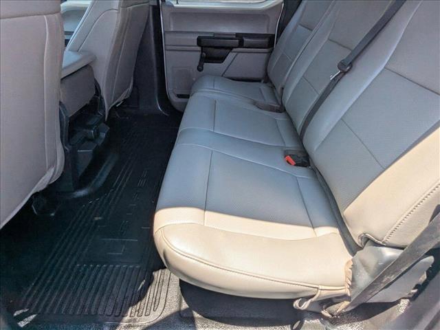 Photo of 2022 Oxford White Ford F-250