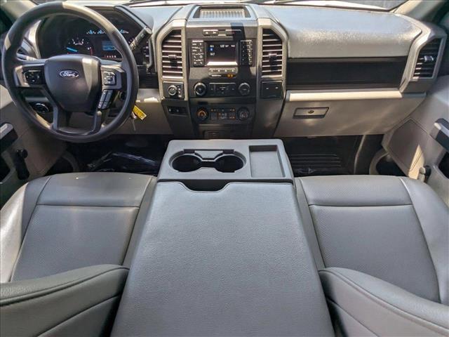 Photo of 2022 Oxford White Ford F-250
