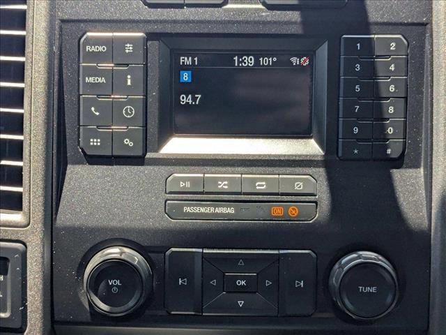 Photo of 2022 Oxford White Ford F-250