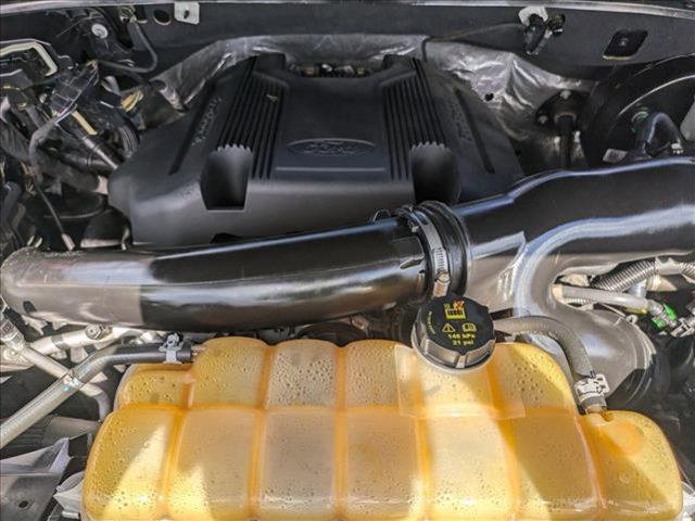 Photo of 2019 Agate Black Metallic Ford Expedition Max