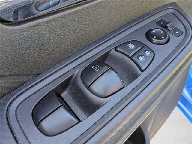 Photo of 2021 Electric Blue Metallic Nissan Versa