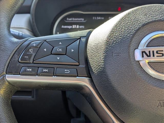 Photo of 2021 Electric Blue Metallic Nissan Versa