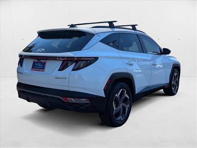 Photo of 2024 White Pearl Hyundai TUCSON Hybrid