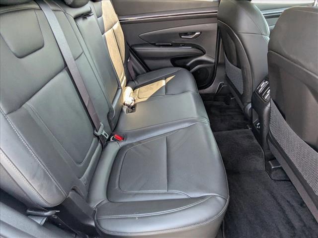 Photo of 2024 White Pearl Hyundai TUCSON Hybrid