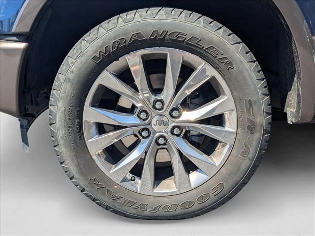 Photo of 2017 Blue Jeans Metallic Ford F-150