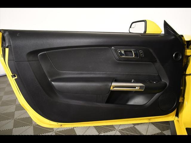 Photo of 2016 Triple Yellow Tri-Coat Ford Mustang