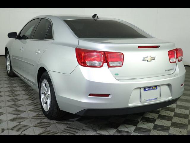 Photo of 2014 Silver Ice Metallic Chevrolet Malibu