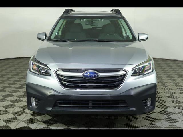 Photo of 2021 Ice Silver Metallic Subaru Outback
