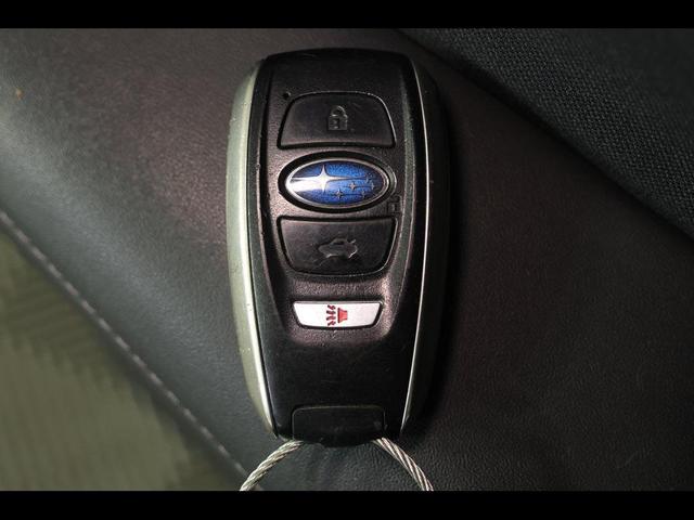 Photo of 2021 Ice Silver Metallic Subaru Outback