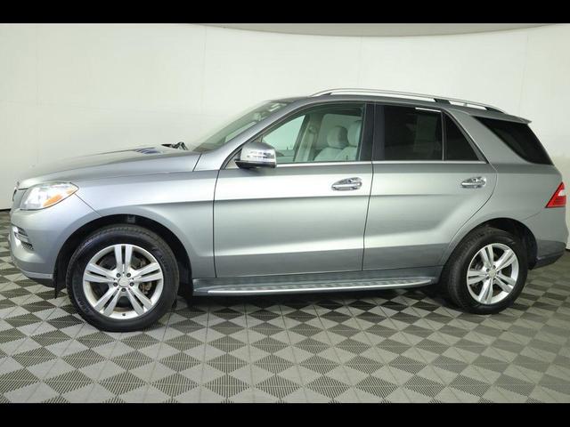 Photo of 2013 Silver Mercedes-Benz M-Class
