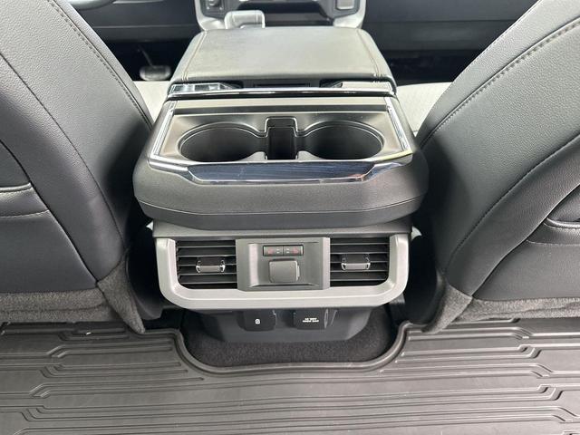 Photo of 2024 RAPID RED Ford F-150
