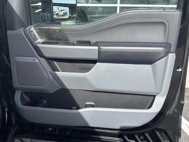 Photo of 2021 Agate Black Metallic Ford F-150