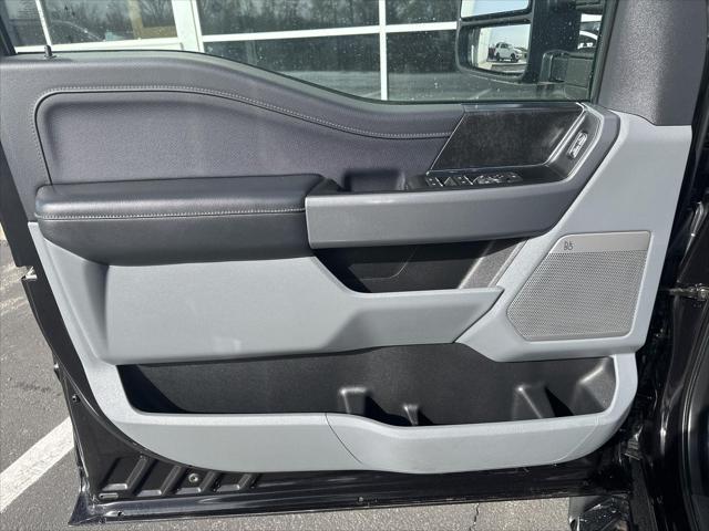 Photo of 2021 Agate Black Metallic Ford F-150
