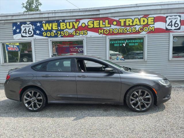 2015 Chrysler 200