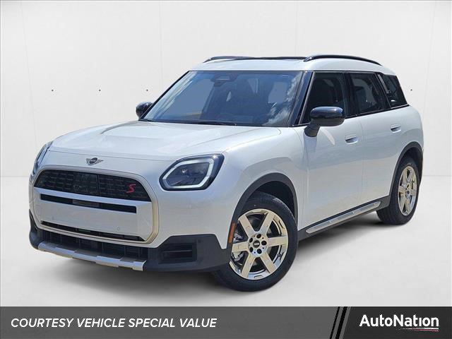 Photo of 2025 Nanuq White Metallic MINI Countryman